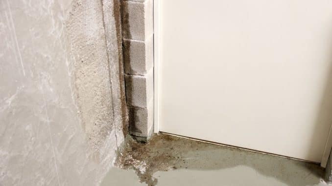 Comment détecter un problème d'humidité chez soi?