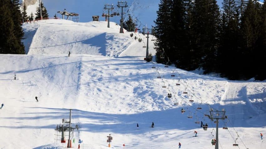 Vacances de Noël : les stations de ski de moyenne montagne ouvriront-elles?